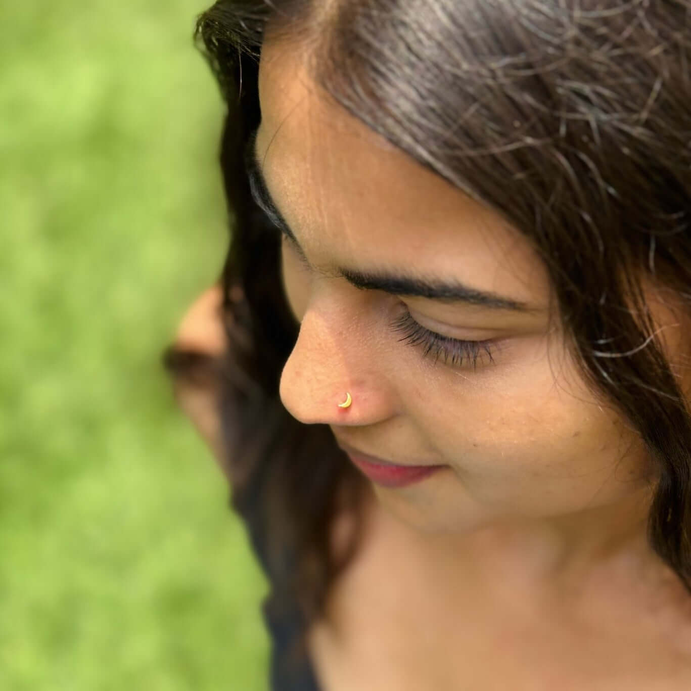 Bombae_Bling_Jewels-Bae_essentials-chanda_nosepin-nosepins