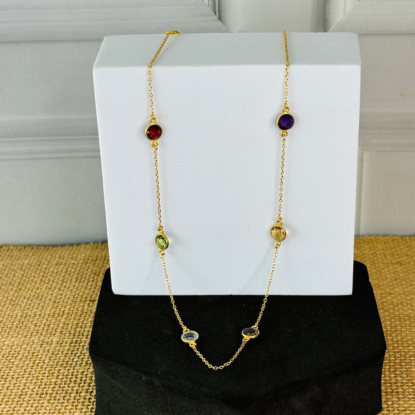 Dainty Pop Rock Chain