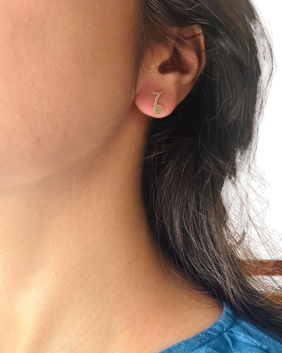 Bombae_Bling_Jewels-playful_bae-musical_to_my_ears_musical_note_studs_mismatched-earrings-silver-2