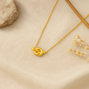 The Knot Necklace